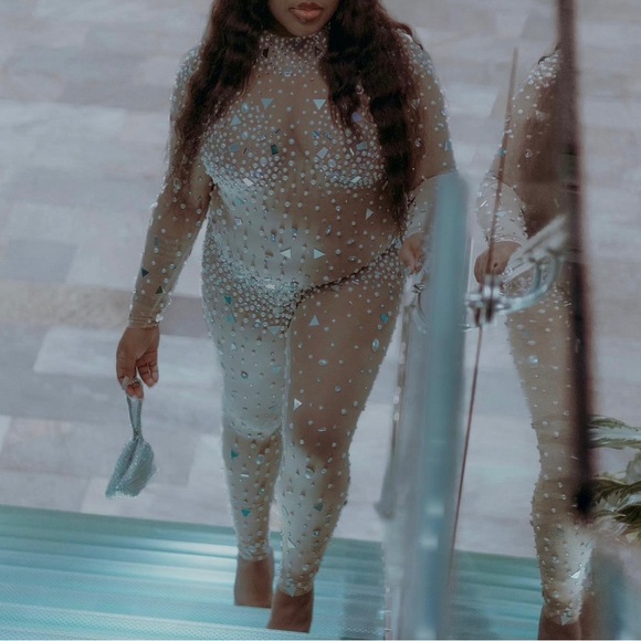 ALL EYES ON ME JUMPSUIT from shopdenoa - Picture 4 of 7